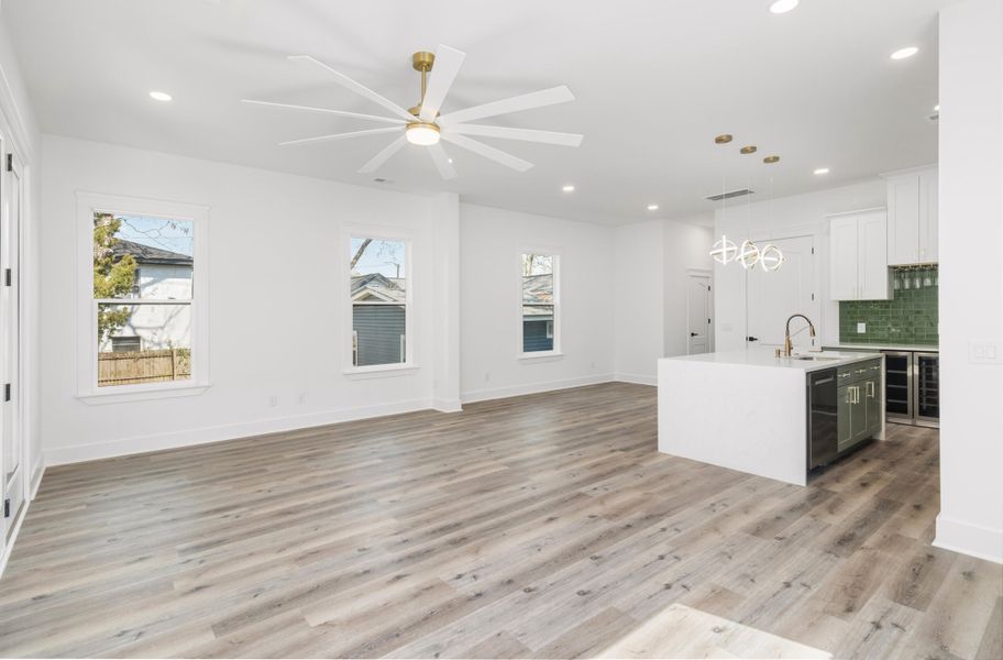 Spacious, unfurnished interior of a new home in , North Charleston (Image 30).