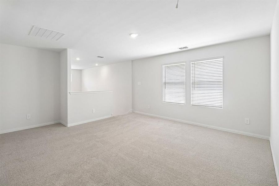 Spacious, unfurnished interior of a new home in Southridge - Spring Series, Princeton (Image 20).