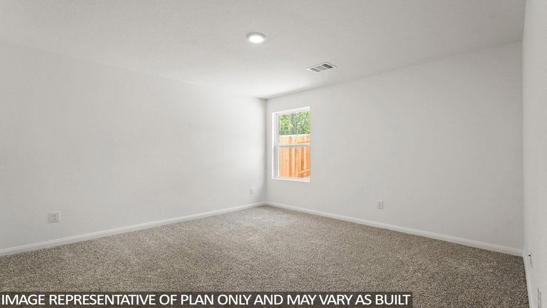 Spacious, unfurnished interior of a new home in McCrorey Trails, Conroe (Image 17).