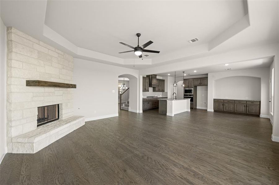 3438 Arbor Grove- Living-2 3438 Arbor Grove- Living-2