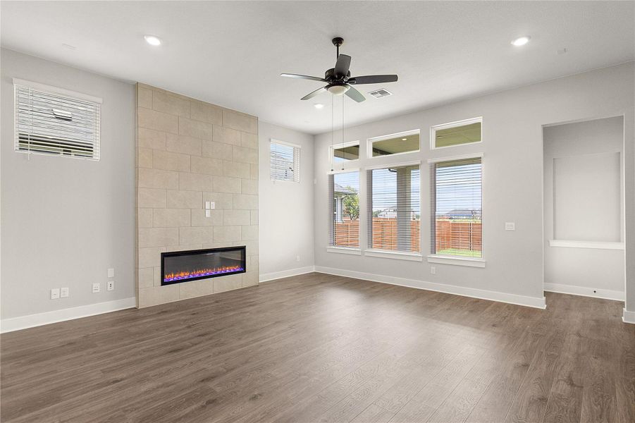 *PHOTO REPRESENTATIVE OF FLOORPLAN ONLY*