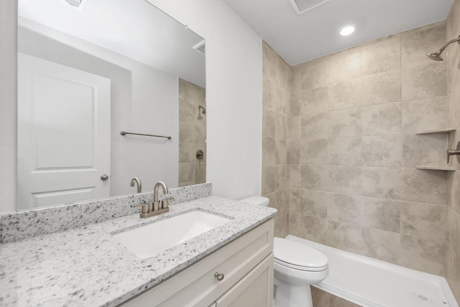 Furnished interior view inside a new home in Santa Fe, Cleveland (Image 9).