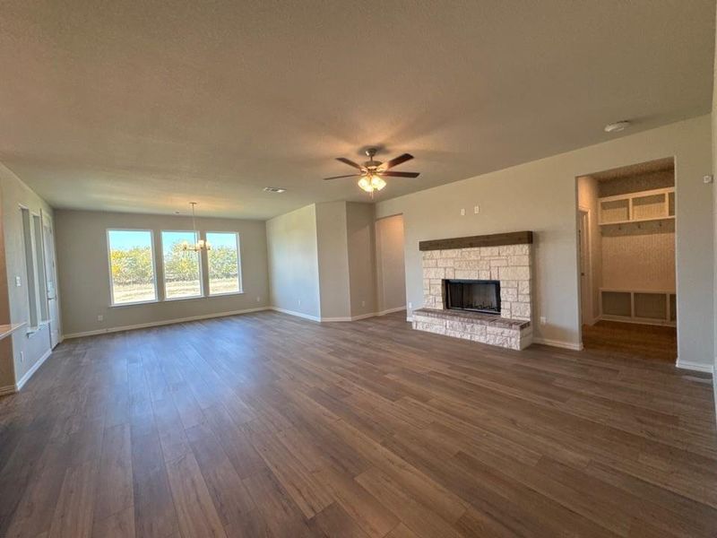 Spacious, unfurnished interior of a new home in Fairview Meadows, New Fairview (Image 10).