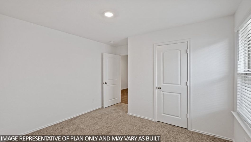 Representative unfurnished interior of a home built from the Gavin by D.R. Horton in Grand Pines, Magnolia (Image 20). Representative unfurnished interior of a home built from the Gavin by D.R. Horton in Grand Pines, Magnolia (Image 20).