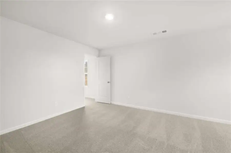 Spacious, unfurnished interior of a new home in Holland Estates, Powder Springs (Image 42). Spacious, unfurnished interior of a new home in Holland Estates, Powder Springs (Image 42).