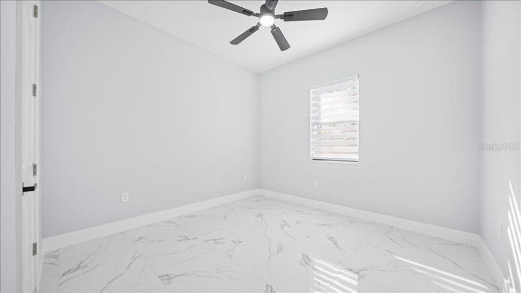 Spacious, unfurnished interior of a new home in , Lehigh Acres (Image 25).