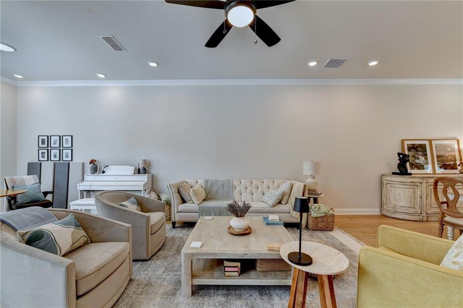 Furnished interior view inside a new home in , Alpharetta (Image 11).