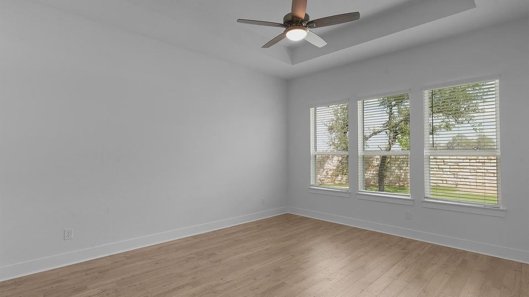 Spacious, unfurnished interior of a new home in Lariat, Liberty Hill (Image 15).