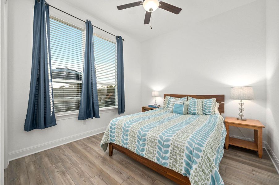 Secondary bedroom overlooking the backyard Secondary bedroom overlooking the backyard