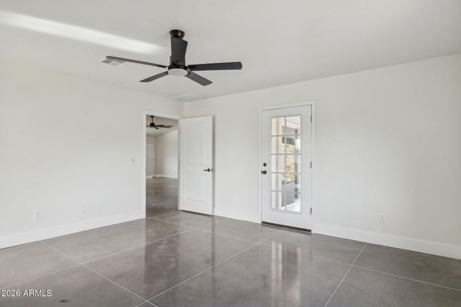 15-web-or-mls-46210-n-36th-ave