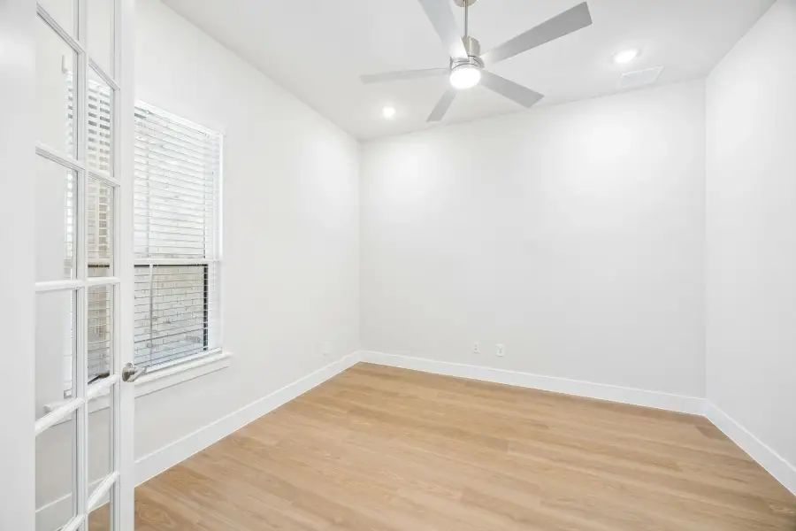 Spacious, unfurnished interior of a new home in Rainwater Crossing, Celina (Image 26).