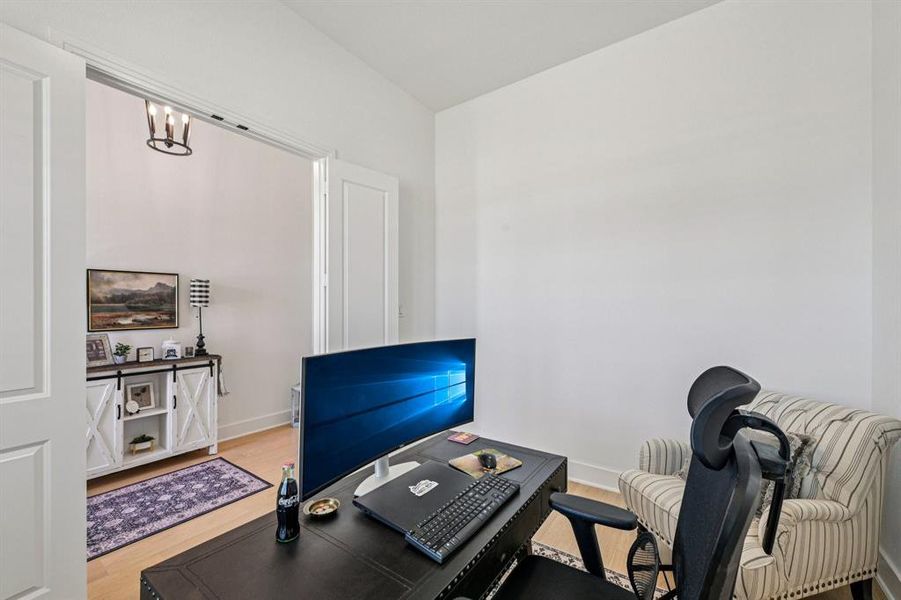 Furnished interior view inside a new home in Ridge Crossing, Waxahachie (Image 28).