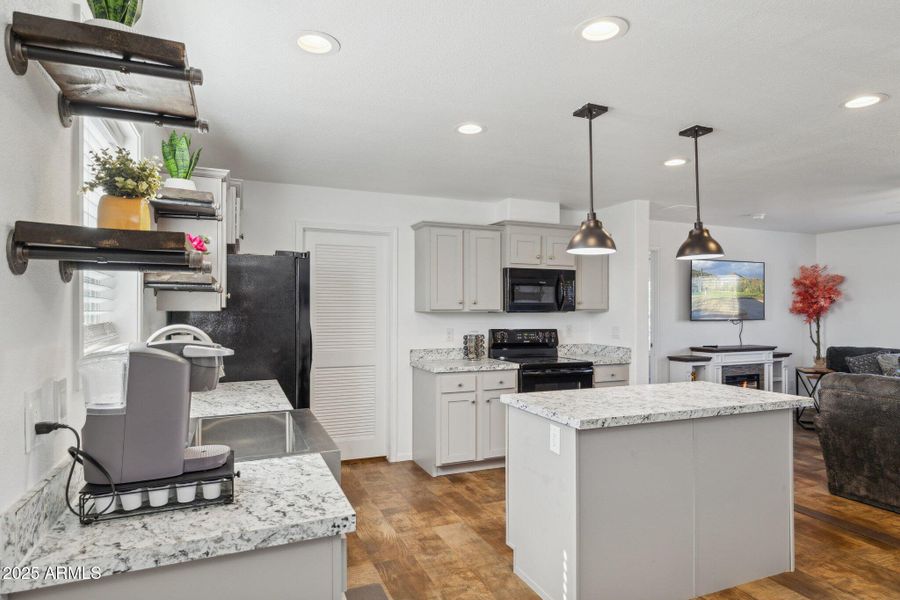 6-web-or-mls-2314-e-clear-point-way 6-web-or-mls-2314-e-clear-point-way