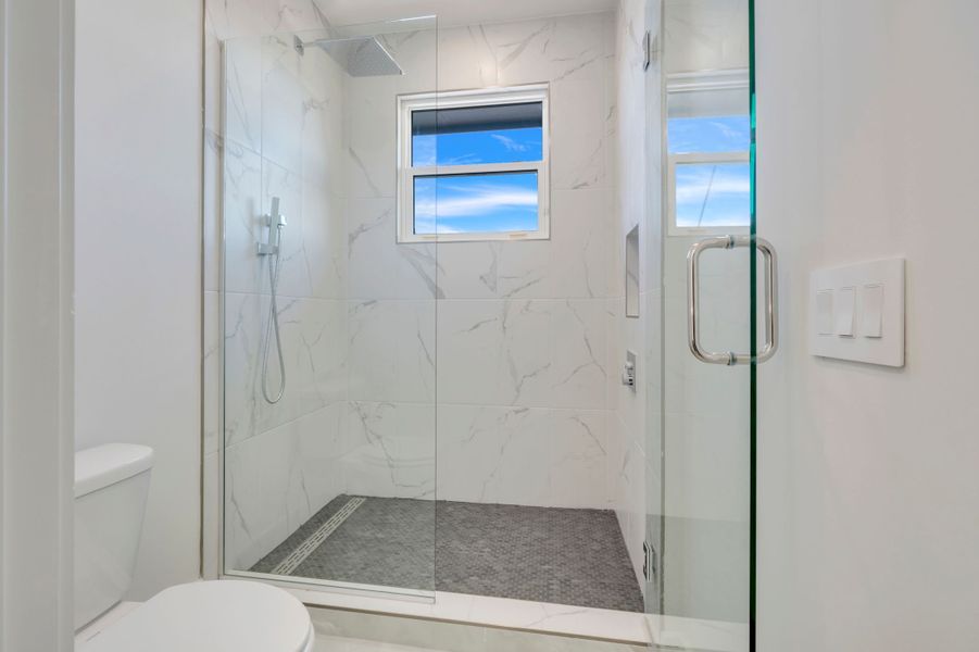 Representative furnished interior of a home built from the Courtyard 50 by ABD Development in Hampton Green at Providence, Davenport (Image 18).