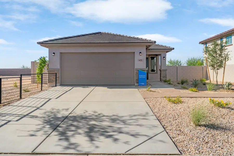 Ranch Elevation | Horizon - Coach Lights Shown are Optional | Wildera – Crest Series | New Homes in San Tan Valley, AZ by Landsea Homes Ranch Elevation | Horizon - Coach Lights Shown are Optional | Wildera – Crest Series | New Homes in San Tan Valley, AZ by Landsea Homes
