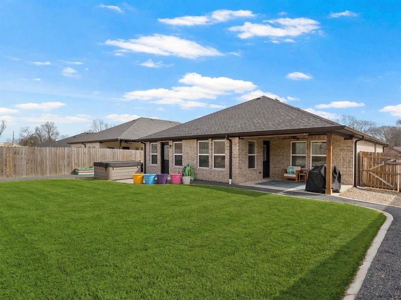 Exterior details and patio area of a home in , Mount Pleasant (Image 4).