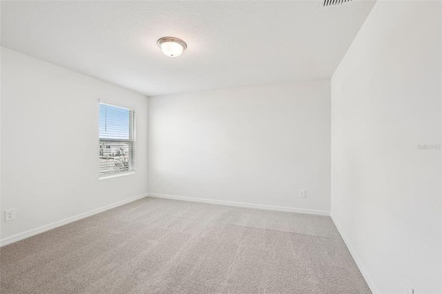 Spacious, unfurnished interior of a new home in Crosswinds - Classic Series, Haines City (Image 21).