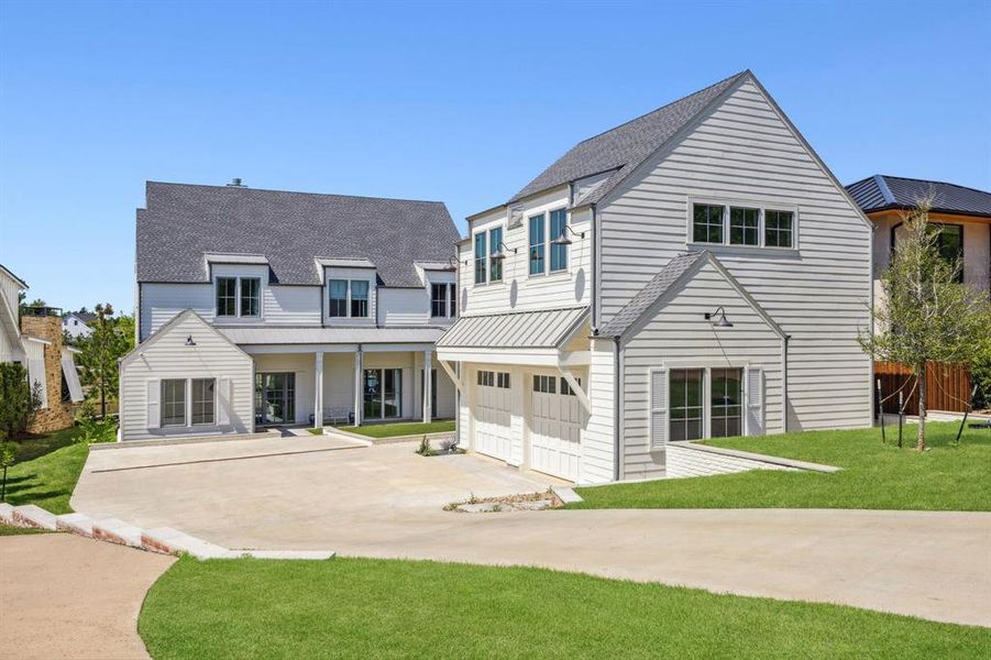 Front exterior of a new home in , Malakoff, TX, highlighting curb appeal (Image 20). Front exterior of a new home in , Malakoff, TX, highlighting curb appeal (Image 20).