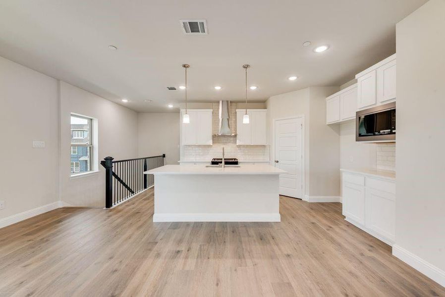 Furnished interior view inside a new home in Bayside, Rowlett (Image 8).