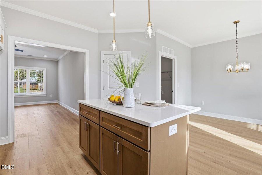 20-600 S Vance St-20