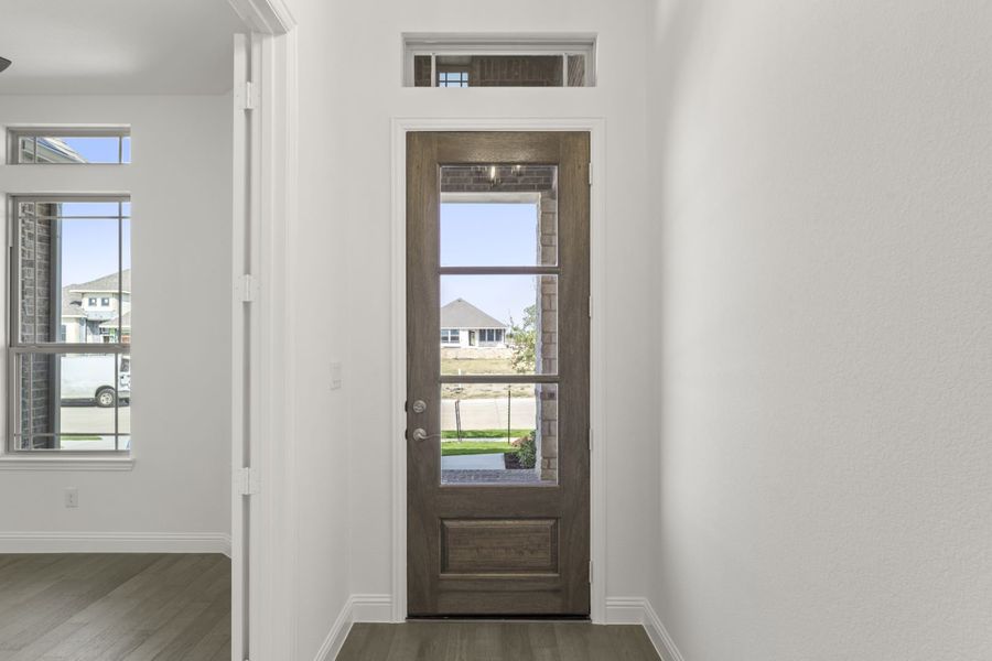Spacious, unfurnished interior of a new home in River Ranch, Van (Image 14).