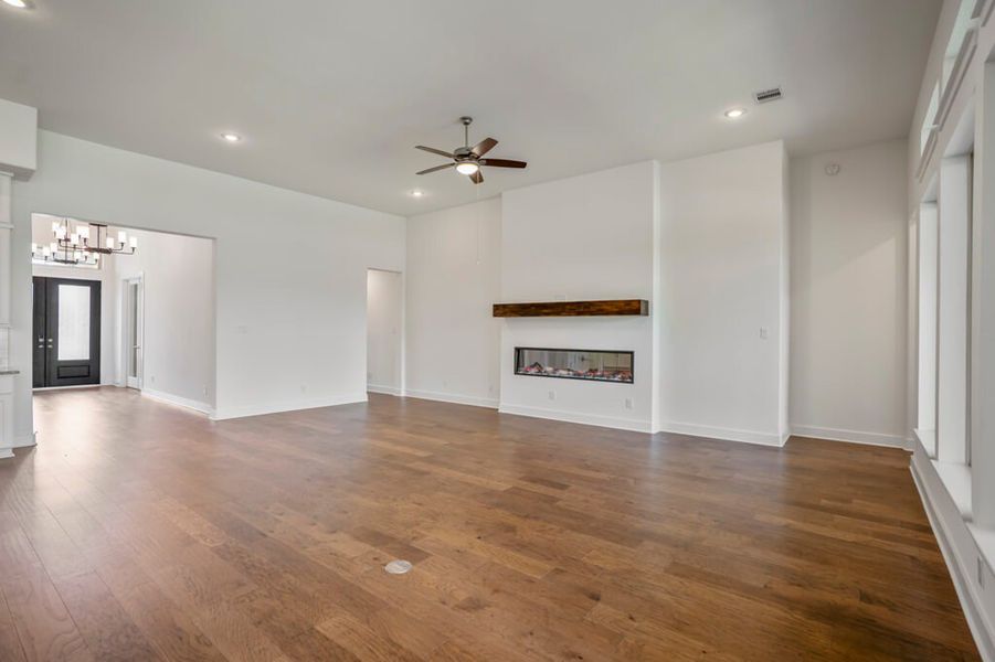 Representative unfurnished interior of a home built from the Raleigh 3530 by J. Patrick Homes in Colton, Montgomery (Image 12). Representative unfurnished interior of a home built from the Raleigh 3530 by J. Patrick Homes in Colton, Montgomery (Image 12).