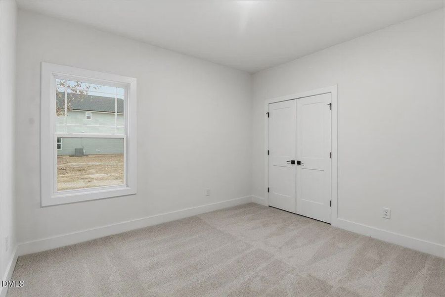 Spacious, unfurnished interior of a new home in Jackson Ridge, Pikeville (Image 18).