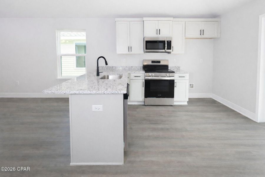 Furnished interior view inside a new home in Fox Glenn, Panama City (Image 7).
