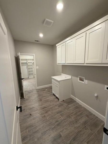 Spacious, unfurnished interior of a new home in , Poolville (Image 14).