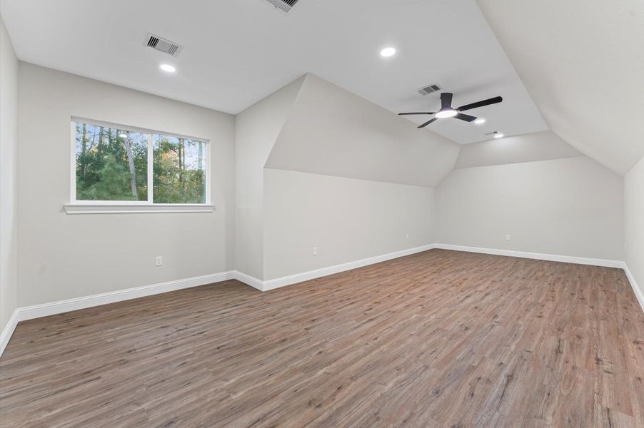 upstrairs Gameroom