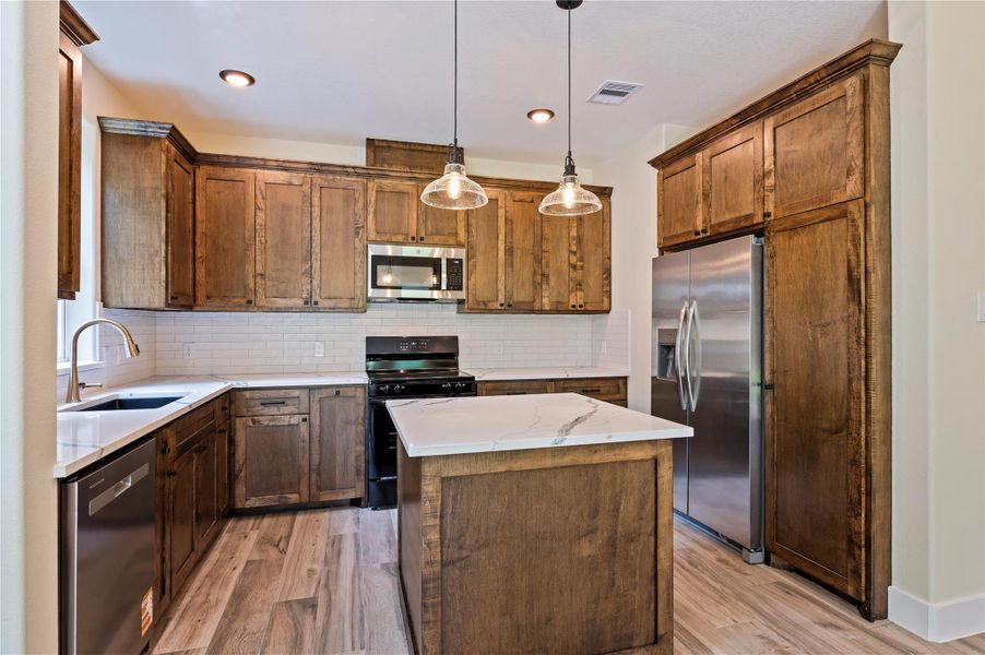 Furnished interior view inside a new home in , Alvin (Image 10).