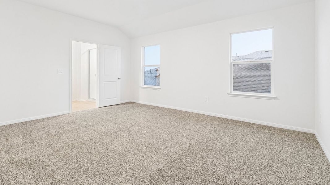 Spacious, unfurnished interior of a new home in Bar W Ranch, Leander (Image 30).
