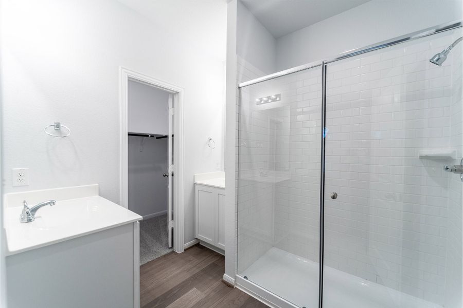 Furnished interior view inside a new home in Cool Water, Jarrell (Image 8).