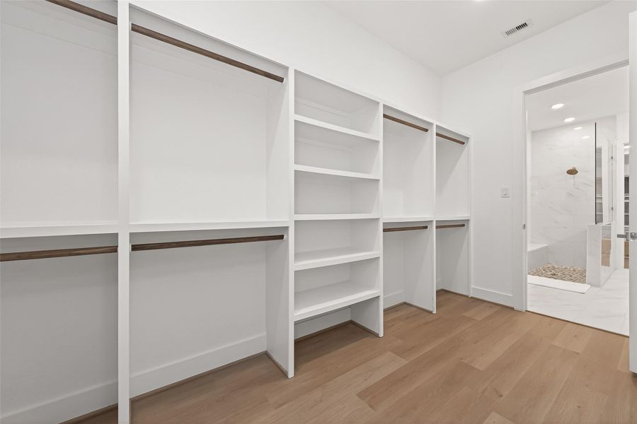 CLOSET PRIMARY CLOSET PRIMARY