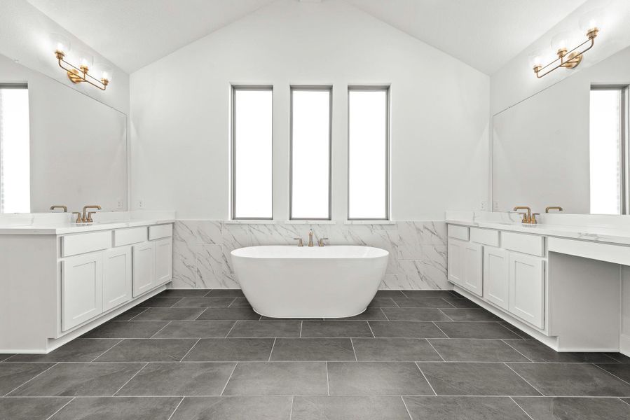 Representative image. Features, selections and colors may vary.