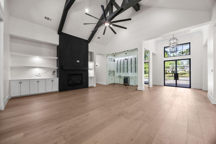 Spacious, unfurnished interior of a new home in , Montgomery (Image 20).