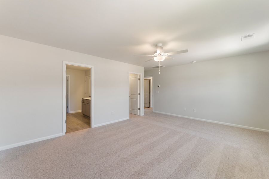 Spacious, unfurnished interior of a new home in Burke Estates, Chesnee (Image 20). Spacious, unfurnished interior of a new home in Burke Estates, Chesnee (Image 20).