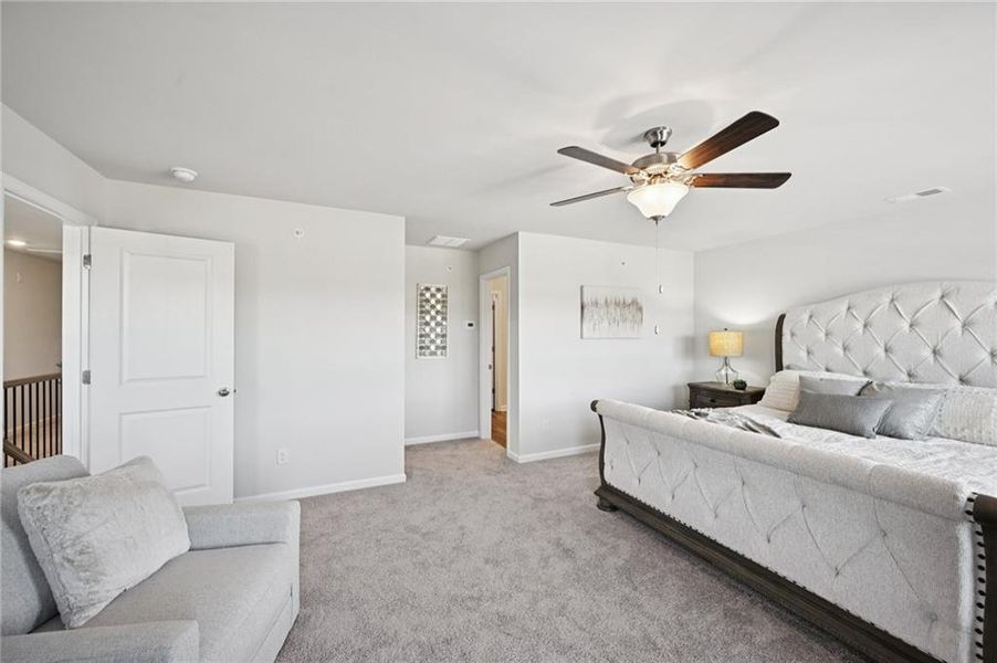 Furnished interior view inside a new home in Chastain Heights, Woodstock (Image 26). Furnished interior view inside a new home in Chastain Heights, Woodstock (Image 26).