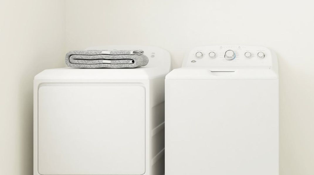 Laundry room washer and dryer appliances