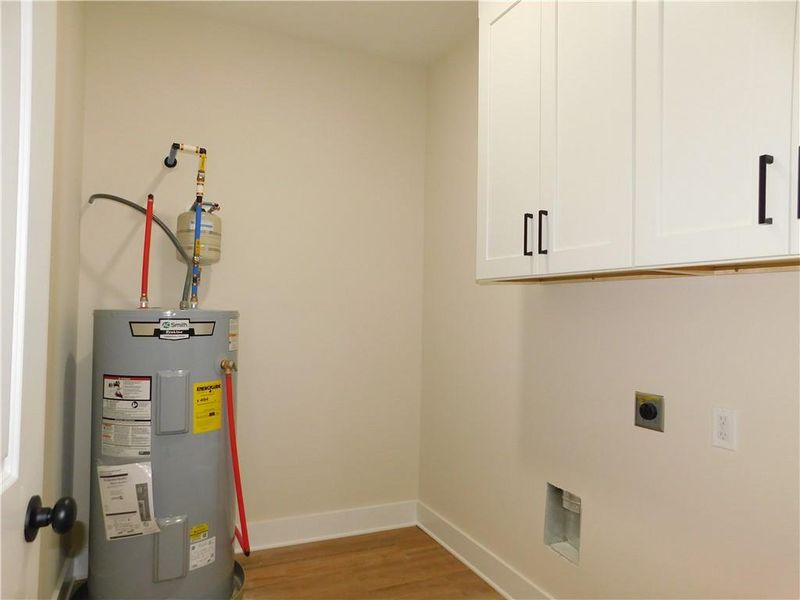 Image 33 of a home in . Image 33 of a home in .