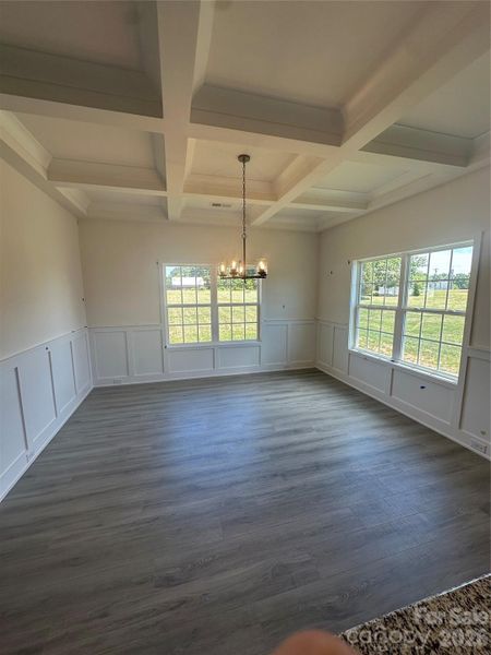 Spacious, unfurnished interior of a new home in Cardiff Glyn, Catawba (Image 8).