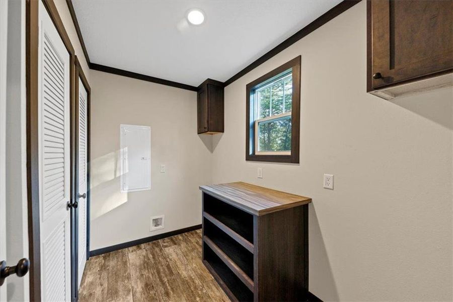 Furnished interior view inside a new home in , Waleska (Image 9).