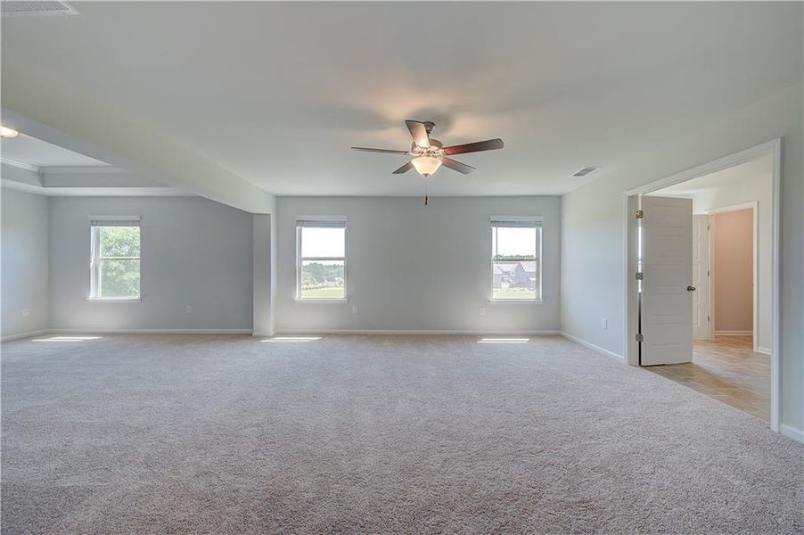 Spacious, unfurnished interior of a new home in Grandview at Millers Mill, Stockbridge (Image 21). Spacious, unfurnished interior of a new home in Grandview at Millers Mill, Stockbridge (Image 21).
