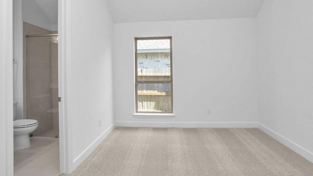 Spacious, unfurnished interior of a new home in Evergreen 50', Conroe (Image 12).