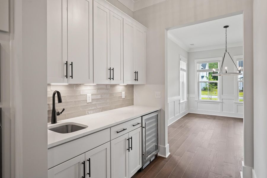 Furnished interior view inside a new home in Oak Bend, Charleston (Image 7).
