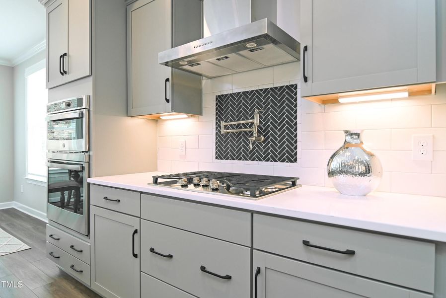 Kitchen cook-top - Yates