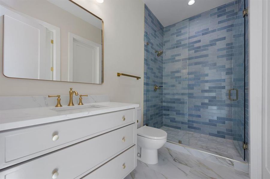 Furnished interior view inside a new home in , Dallas (Image 27).