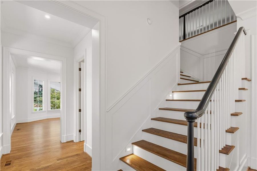 Spacious, unfurnished interior of a new home in , Atlanta (Image 58).