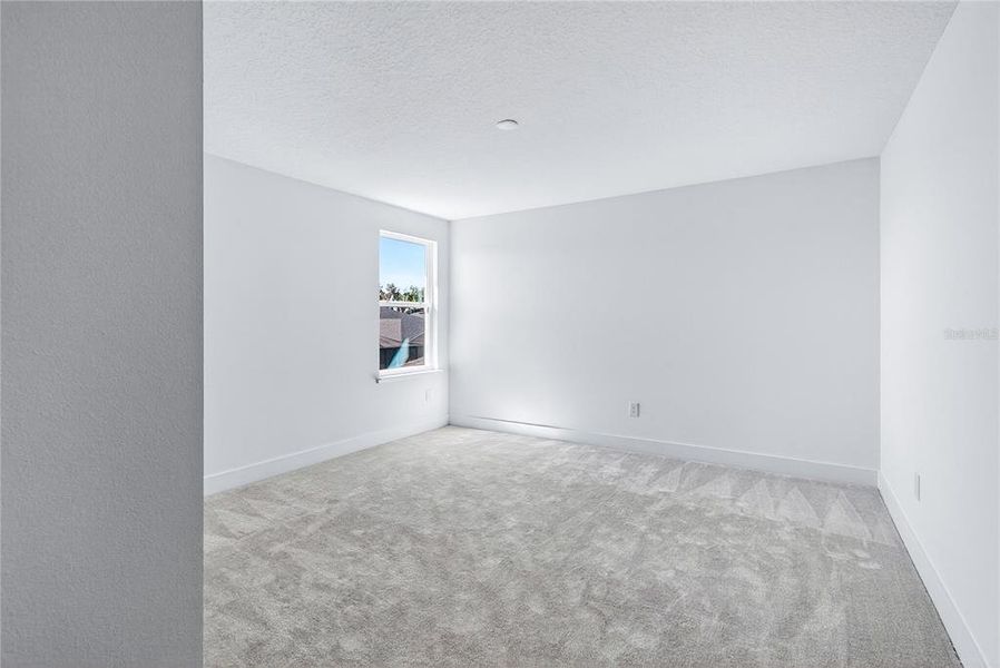 Spacious, unfurnished interior of a new home in , Sanford (Image 54).