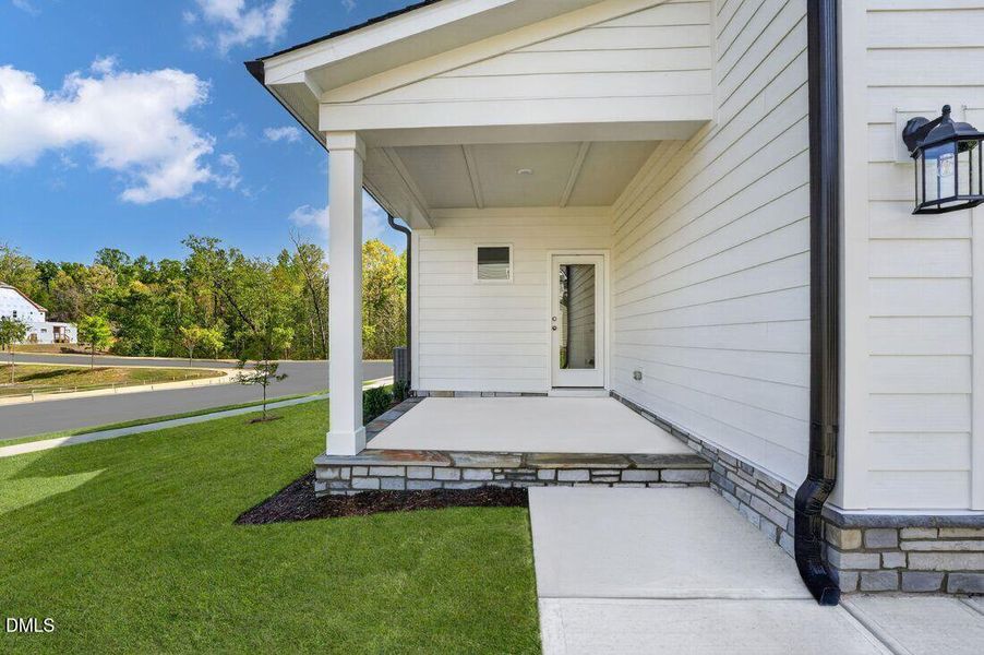 hj-nc-raleigh-silverstone-terraces-savan